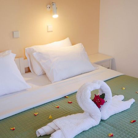Litinas Apartments With Pool Agia Marina Exteriör bild
