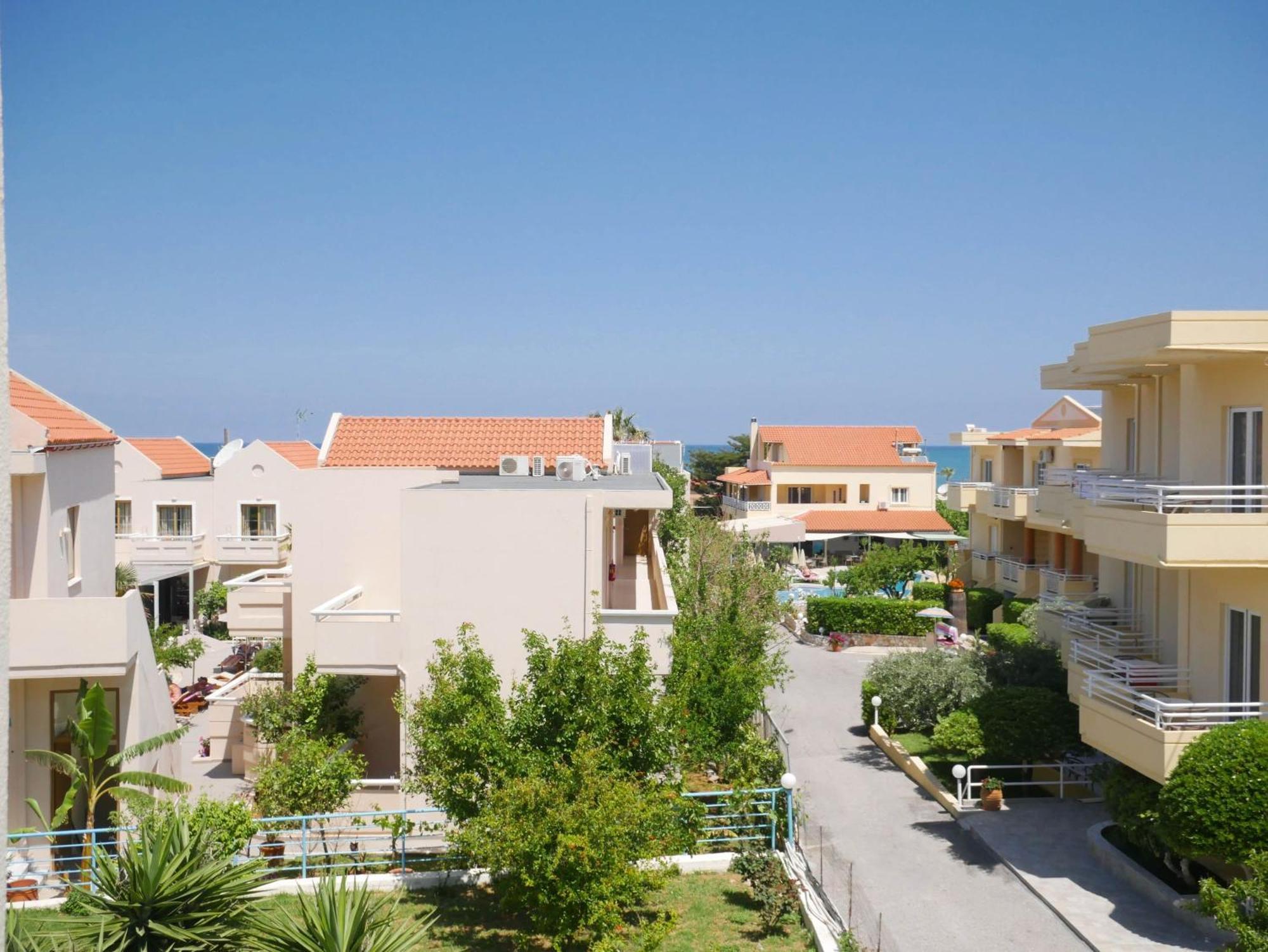 Litinas Apartments With Pool Agia Marina Exteriör bild