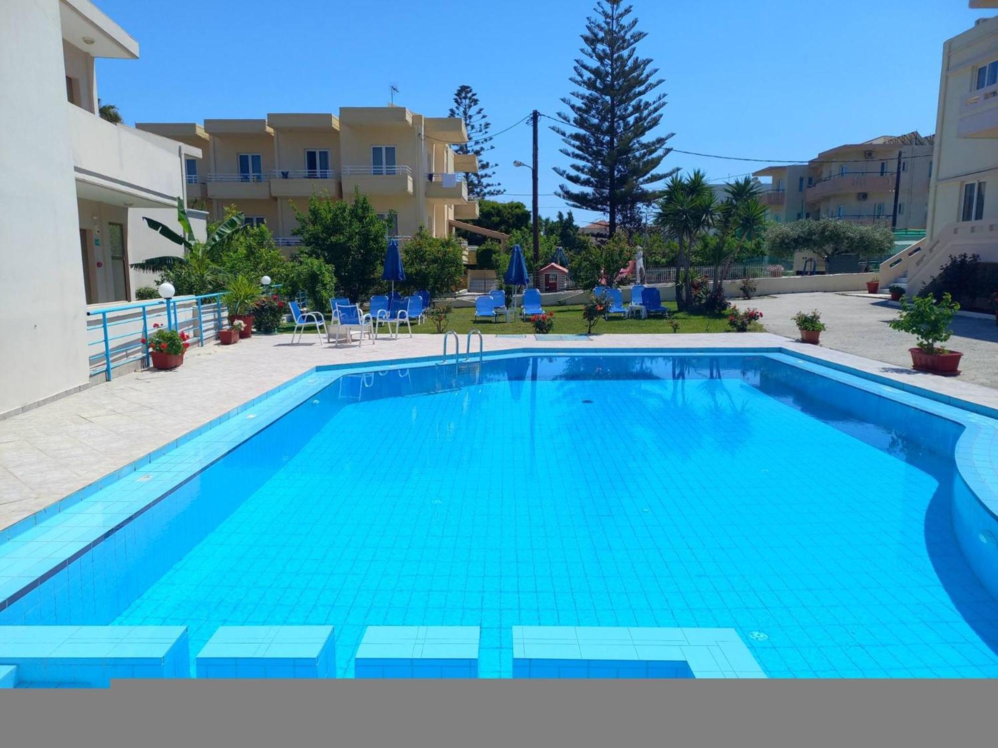 Litinas Apartments With Pool Agia Marina Exteriör bild